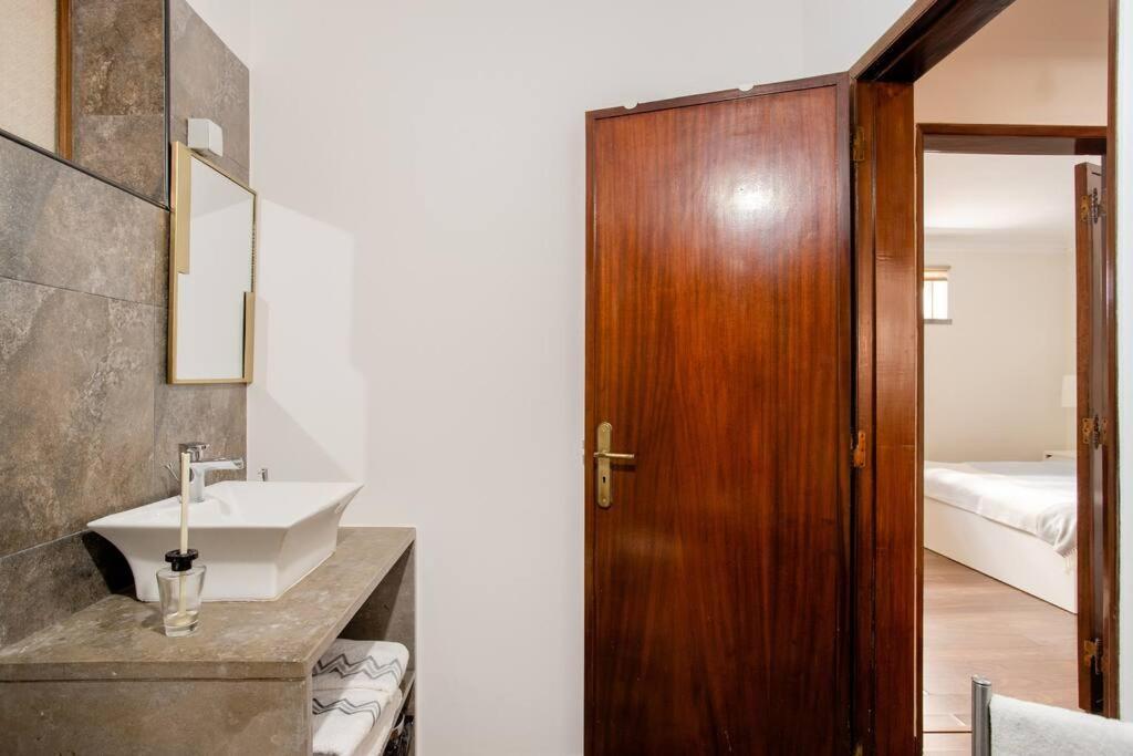 Vinaika Loft Apartment Oeiras Luaran gambar